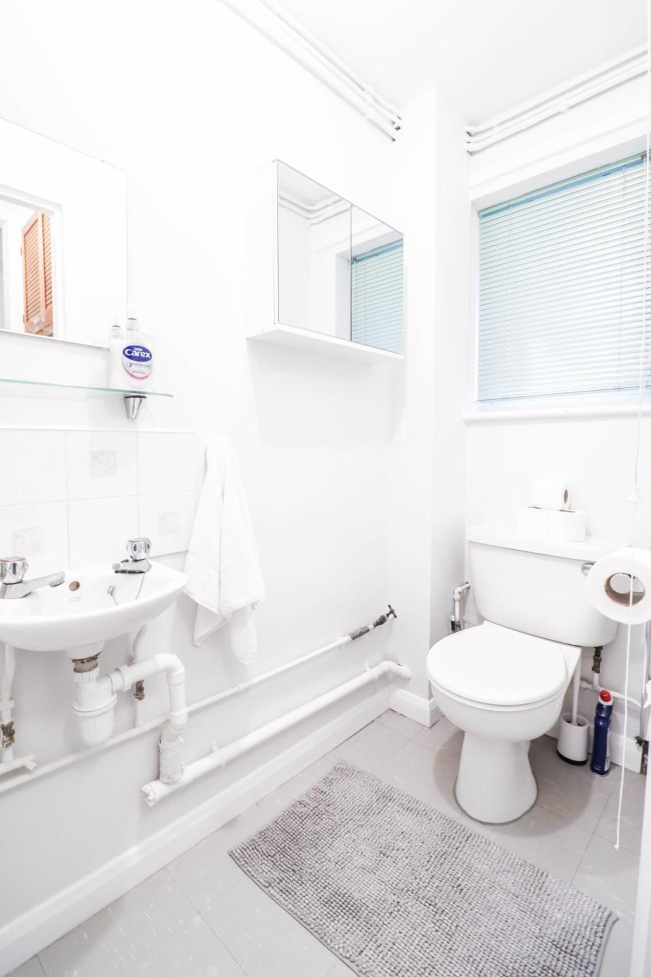 Bright And Spacious Contractor House L Parking! Borehamwood Buitenkant foto